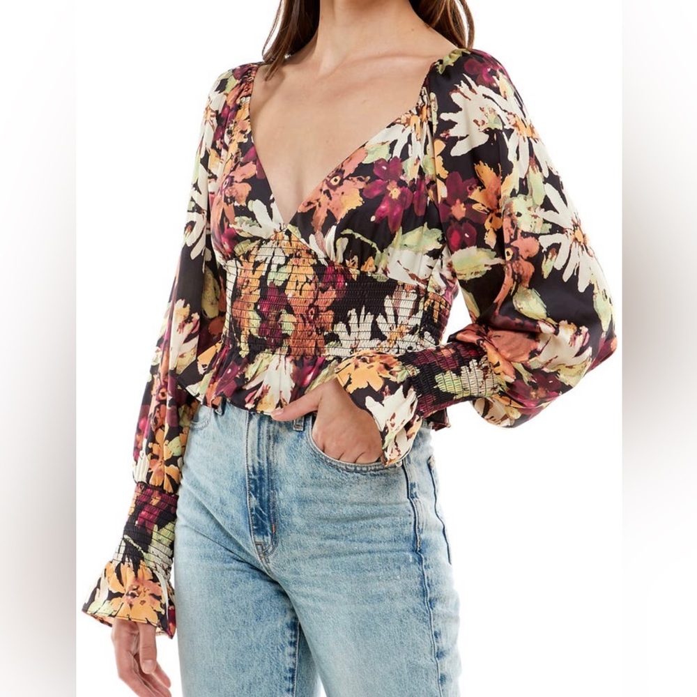 Wayf size M never worn with tags top